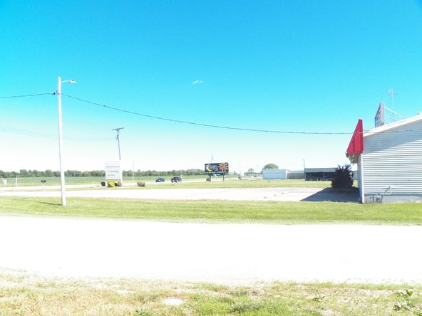 1610 S State St, Jerseyville, IL 62052